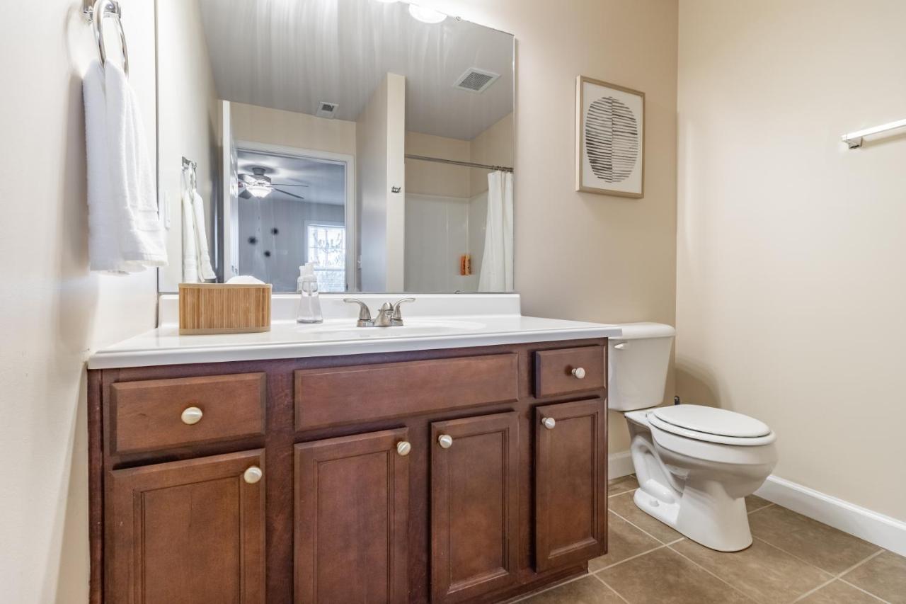 Contemporary Stay In Central Peoria Eksteriør bilde