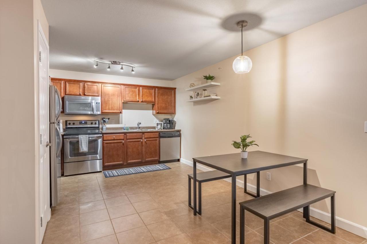 Contemporary Stay In Central Peoria Eksteriør bilde