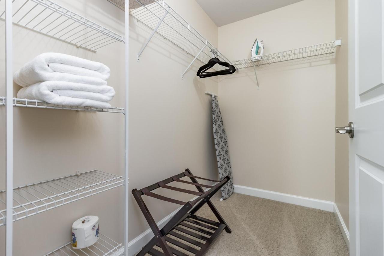 Contemporary Stay In Central Peoria Eksteriør bilde